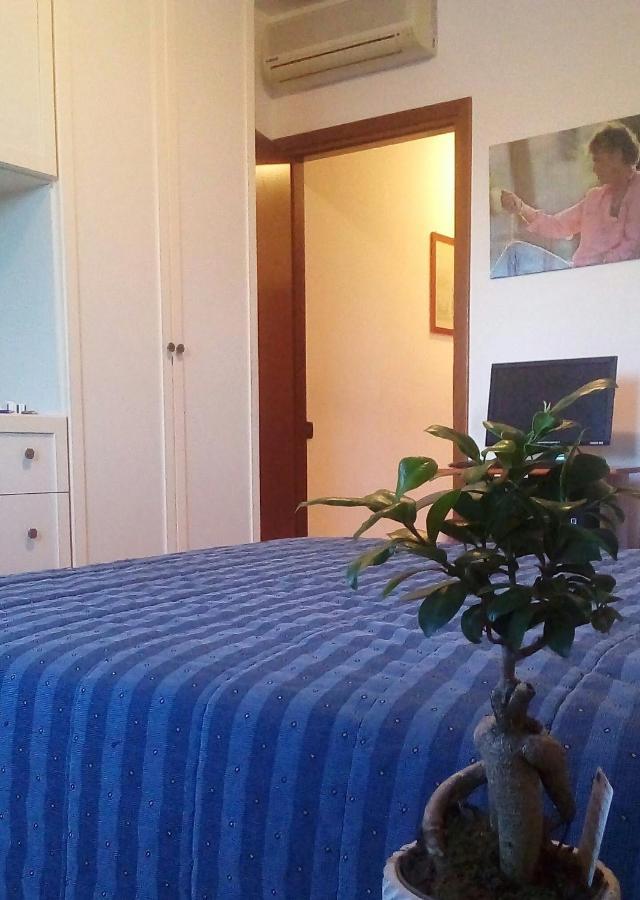 EUR FIERA di Roma bed&coffee Bed and Breakfast Esterno foto